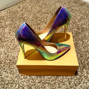 Iridescent heels, like new, never worn